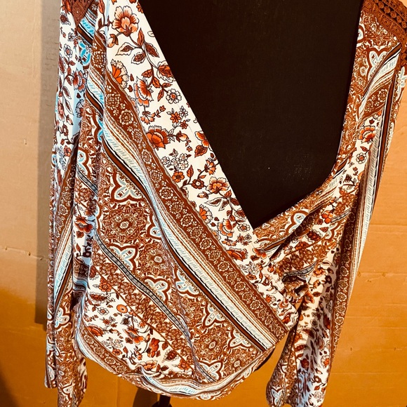 Venus Brown & White Wrap Blouse with Long Sleeves - Picture 2 of 7